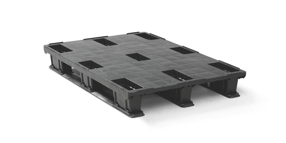Plastic pallet 1200 x 800 closed deck 3 runners