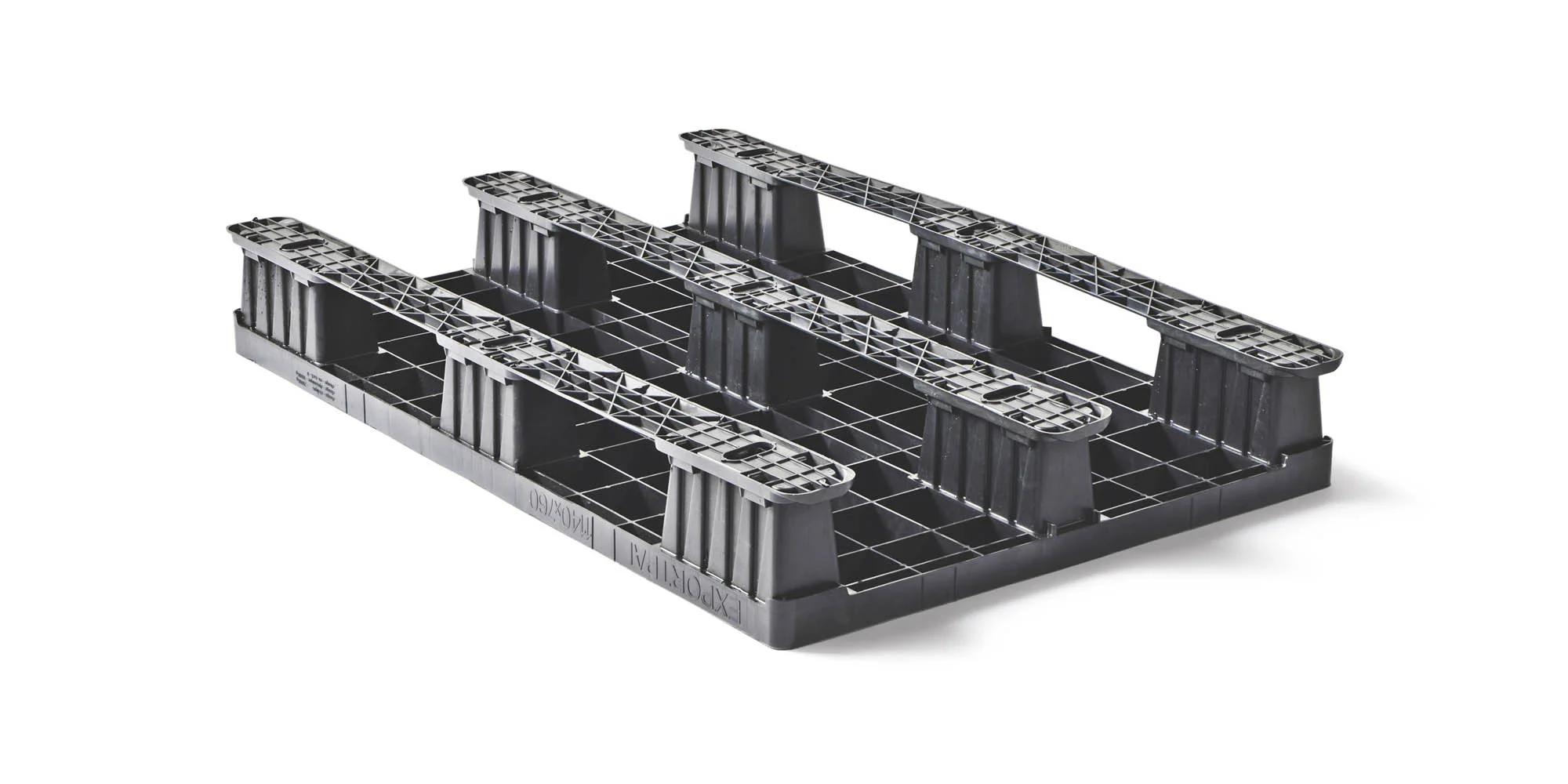 Kunststof pallet 760 x 1140 gesloten dek 3 runners - Kunststof pallet 760 1140 qp76114lr3rr cd b - QP76114LB3RR-CD