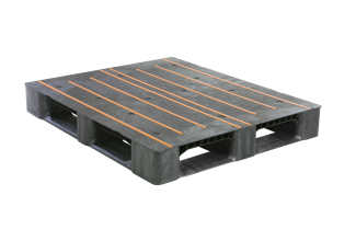 Kunststof pallet 1200 x 1000 gesloten dek 5 onderlatten medium anti-slip - 4qp1210mb5r cd ao isol vrijstaand web 1 - 4.QP1210MB5RR-CD-AO